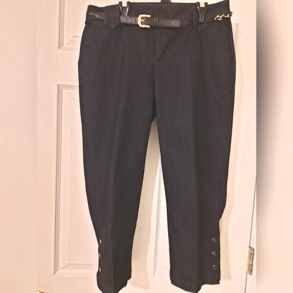 SIGNATURE JEANS CAPRI W62 6